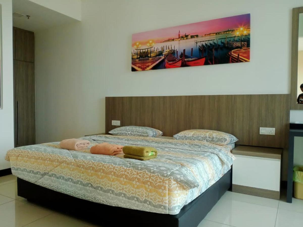 Private Condo Port Dickson Waterfront מראה חיצוני תמונה