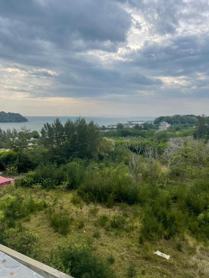 Private Condo Port Dickson Waterfront מראה חיצוני תמונה