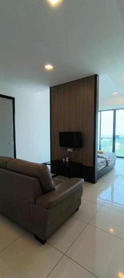 Private Condo Port Dickson Waterfront מראה חיצוני תמונה
